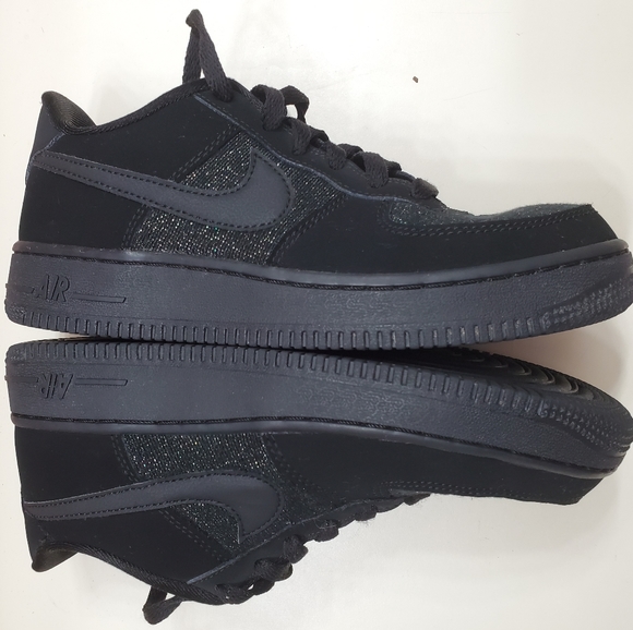 Nike Air Force 1 - Picture 2 of 5